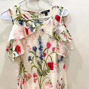 Dressy sleeveless top!